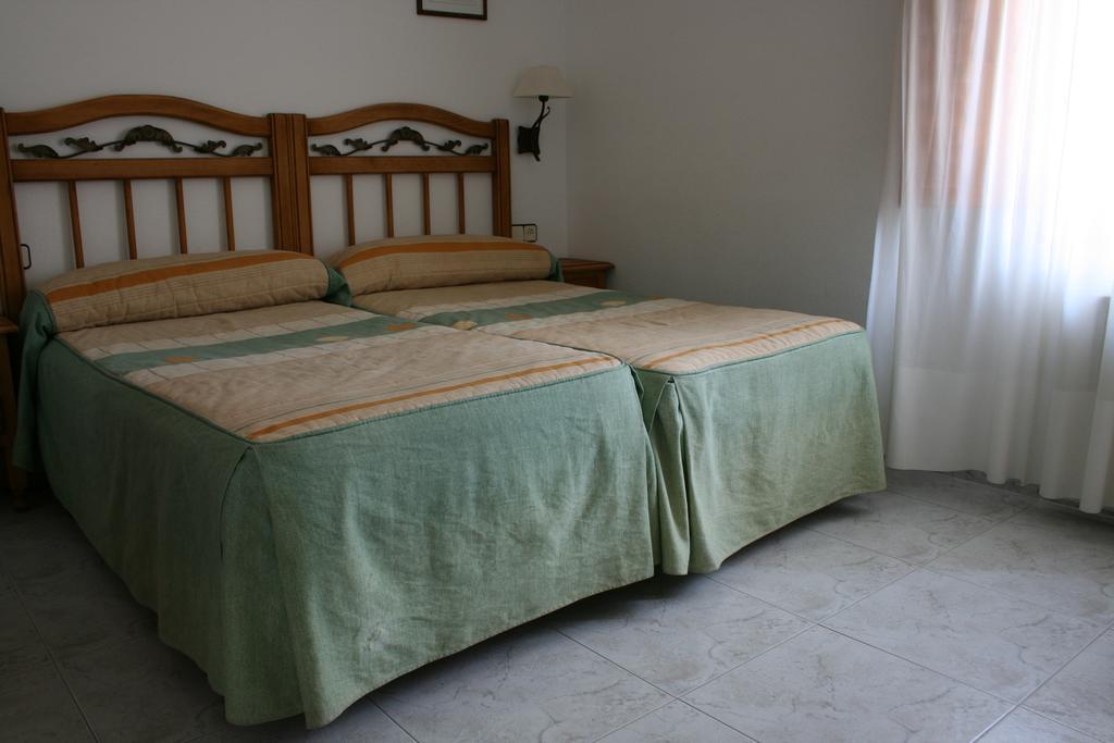 Hostal Visontium Vinuesa Buitenkant foto